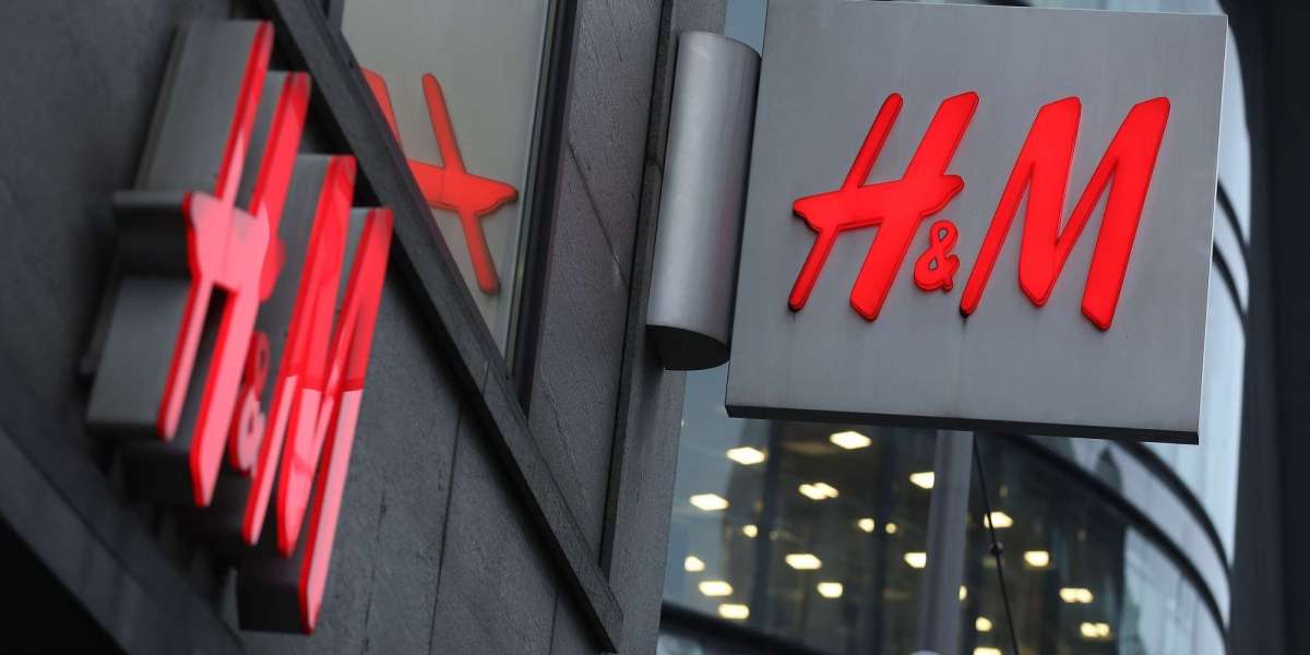 Make Your Message Stand Tall with Custom Signs & Outdoor Branding in Helena