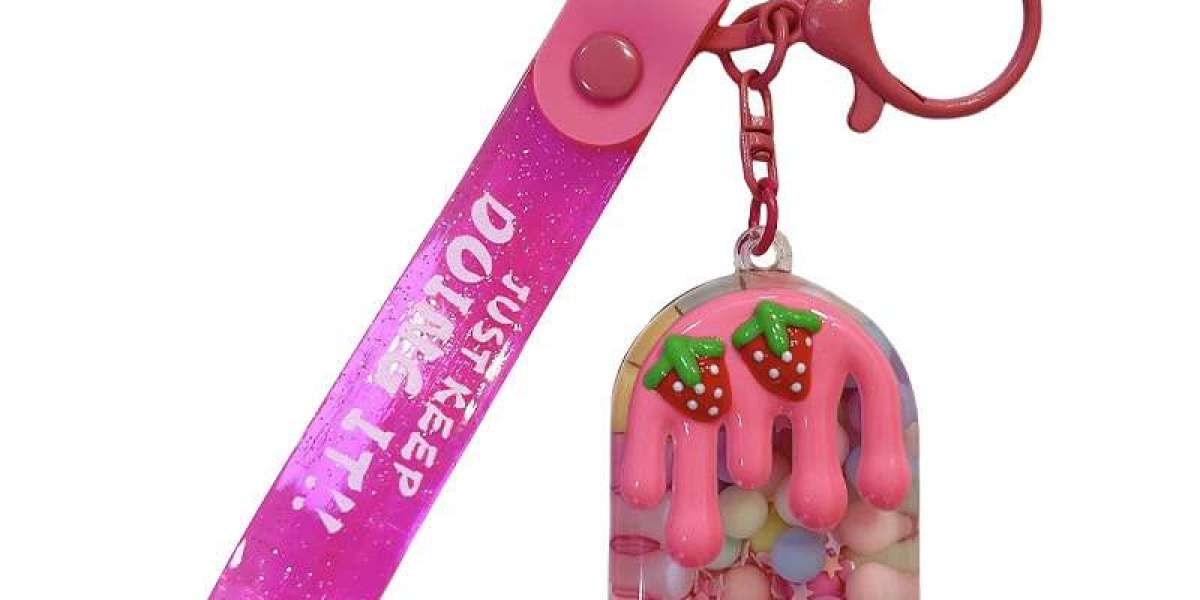 Resin vs. Acrylic Keychains: Texture, Weight, and Design Differences