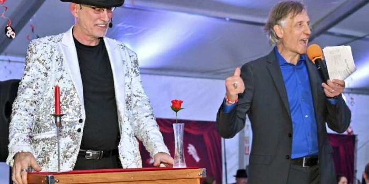 Magician for Corporate Events