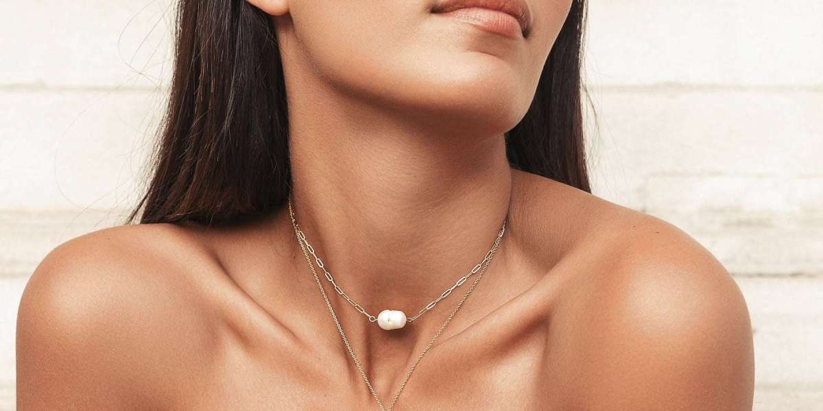 Timeless Elegance: Discover the Best Freshwater Pearl Jewellery in the UK