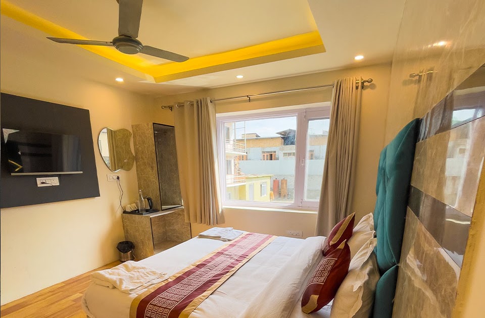 Why a comfortable stay matters? How Angl wings hotel offers one