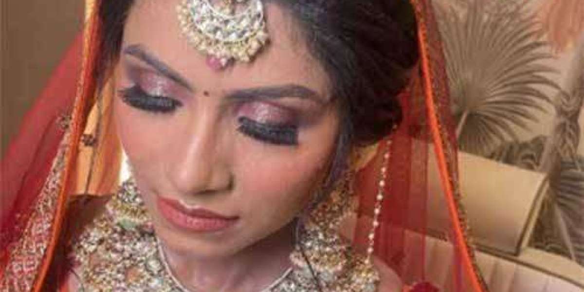 Your Ultimate Guide to Flawless Bridal Looks by Top Makeup Artists in Delhi