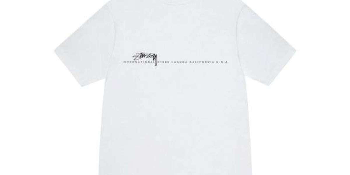 Stussy outfits people wear for casual style