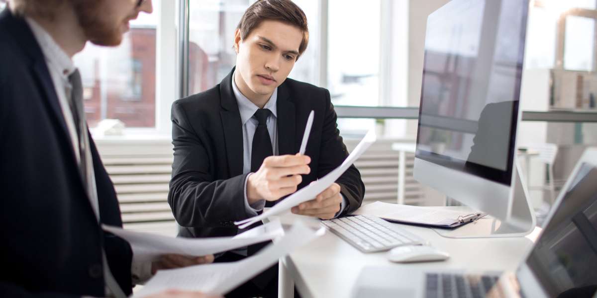 The Role of Legal IT Solutions in Remote and Hybrid Law Firm Workflows