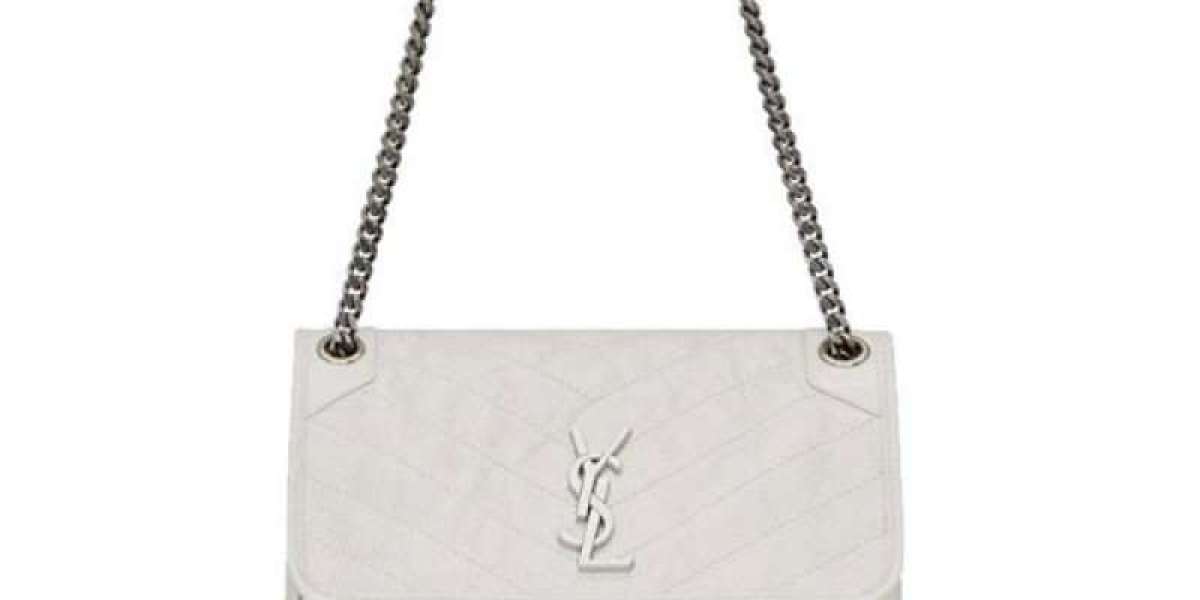 YSL Niki 包款尺寸全解析｜大號復古皮革鏈條包與中小號推薦