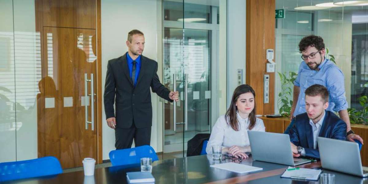 The Top Reasons to Choose a Premier Employment Agency in Hollywood