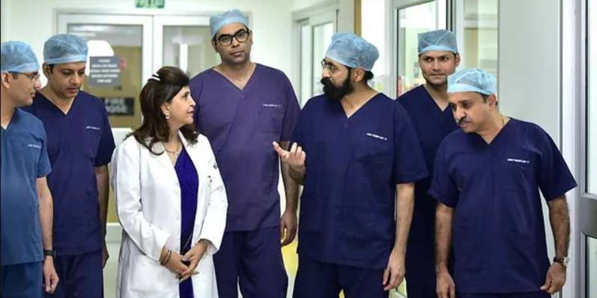 Best Liver Transplant Surgeon in India