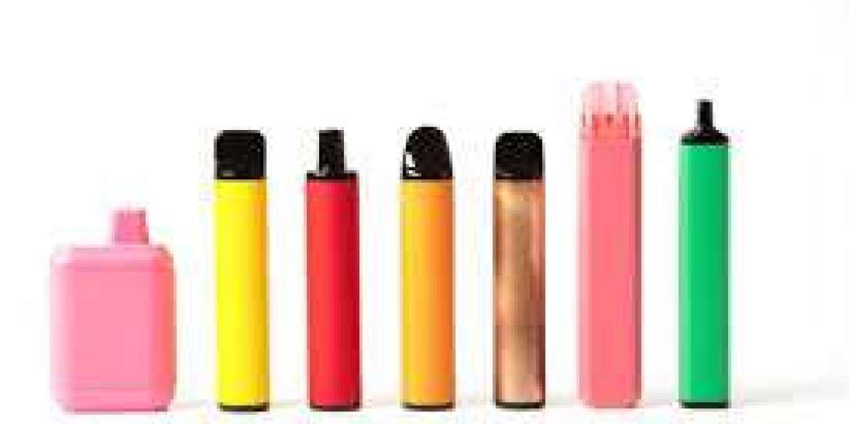 Raz Vape Strawberry Ice: Cooling Refreshment for an Active Lifestyle