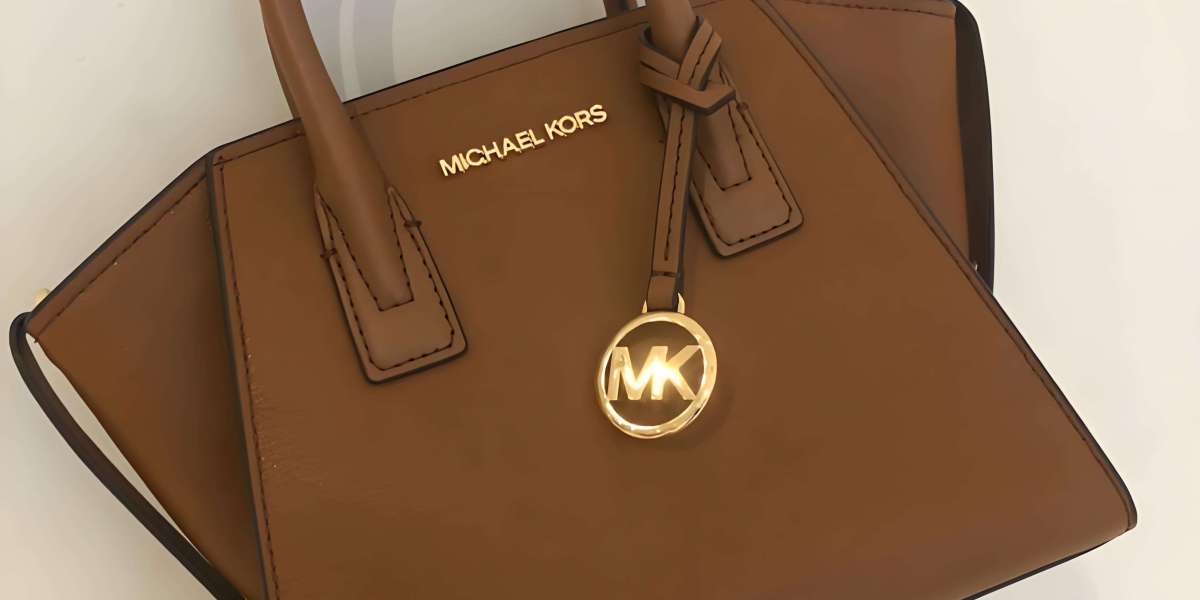 MK官網精選｜Michael Kors相機包與人氣女包推薦