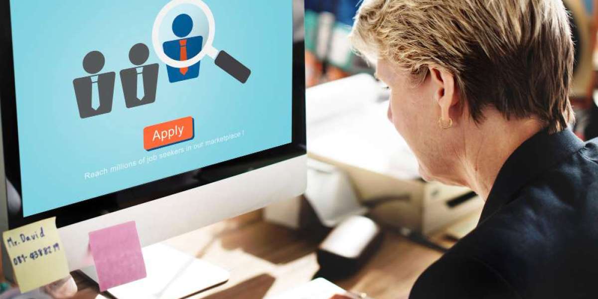 7 Metrics to Track When Using Talent Sourcing Software
