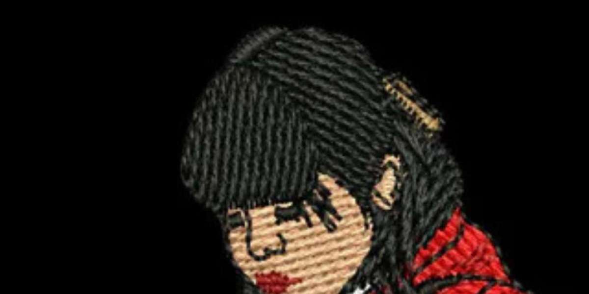 From Street to Runway: The Story of Derschutze