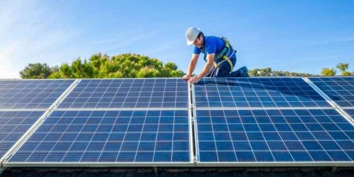 Maximizing Savings with Residential Solar Installation
