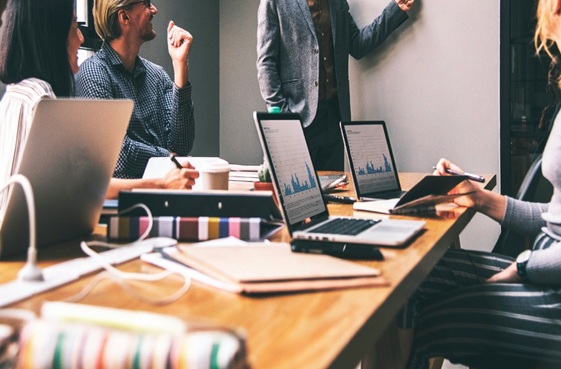 Global Employer Of Record - Innothrive Solution