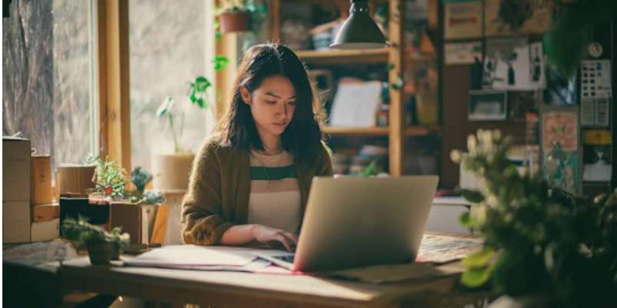 How an Assignment Helper Can Make Studying Easier