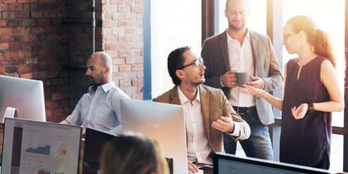 Unlocking Potential: How a Leadership Development Coach Transforms Professionals into Visionary Leaders