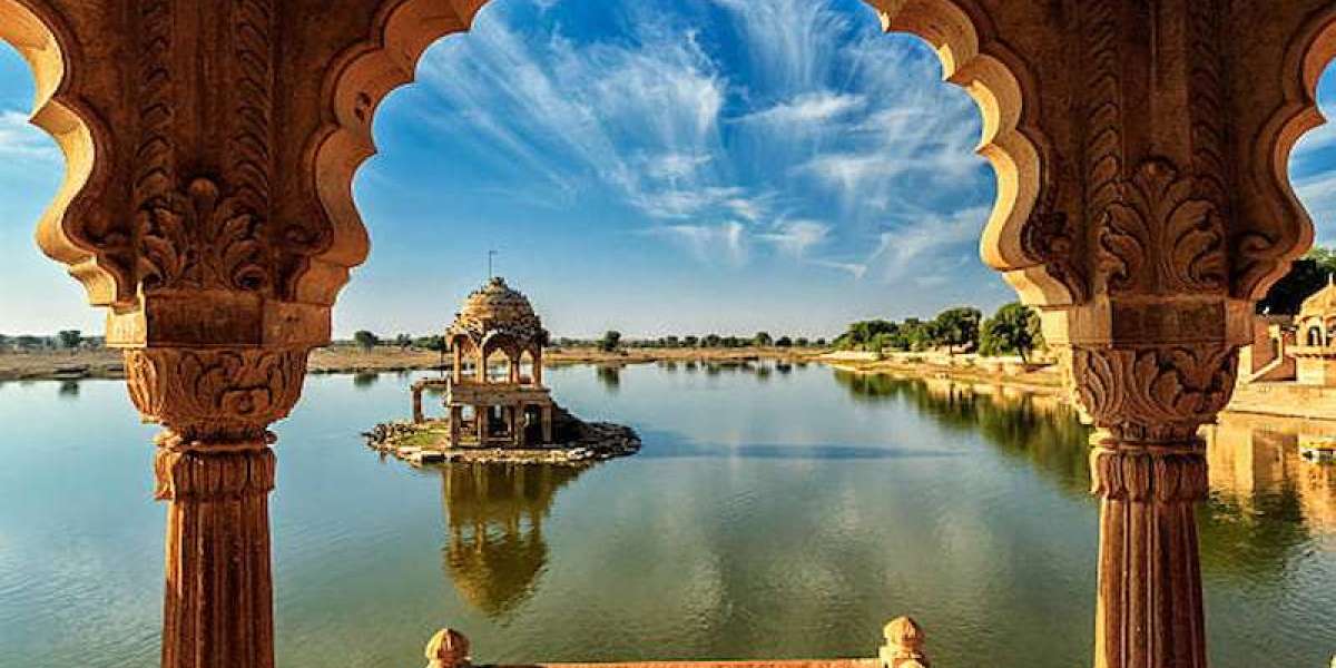 How to Choose the Right Rajasthan Tour Package for Your Budget