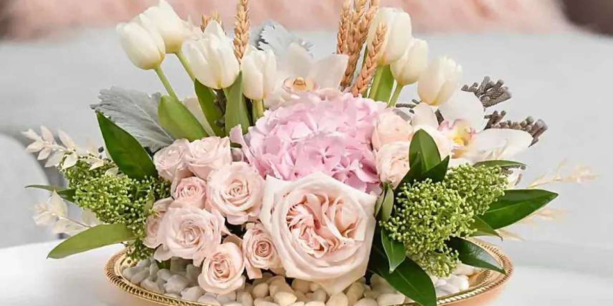 Trust FlowersMart as Top Blooms Flowers for High End Bouquets