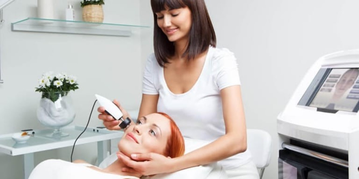The Glam Room Toronto: Advanced Microdermabrasion, Microneedling & Laser Skin Care for Flawless Skin