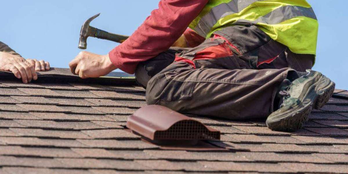 Why Roof Maintenance Is Essential for Commercial Buildings
