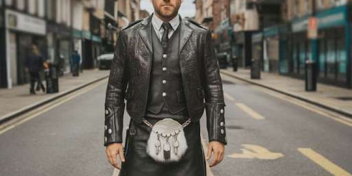 Why Are Leather Kilts the Future of Men’s Alternative Fashion?