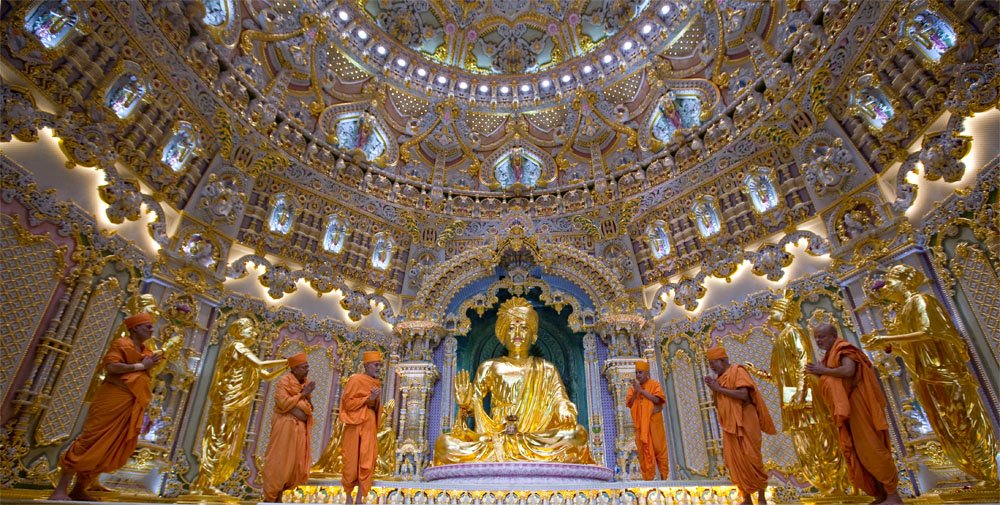 Discover Delhi’s Rich Heritage with a Trusted India Tour Operator