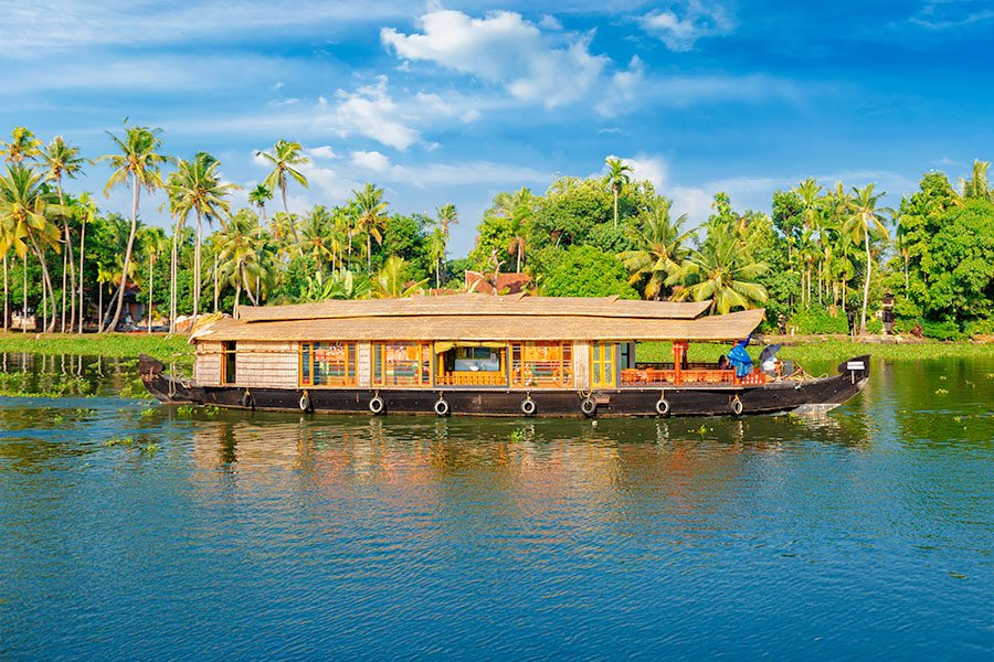 Best of Kerala: A Journey through Nature, Culture & Spice