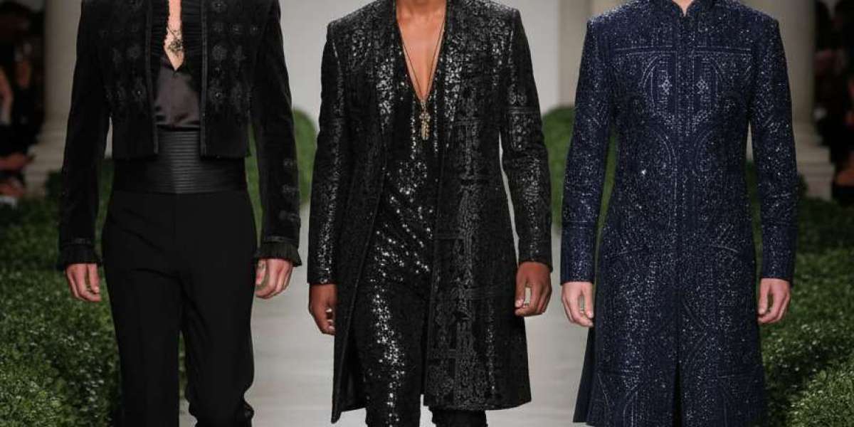 The Rising World of Fashion: Inside the Journey of a Modern Model