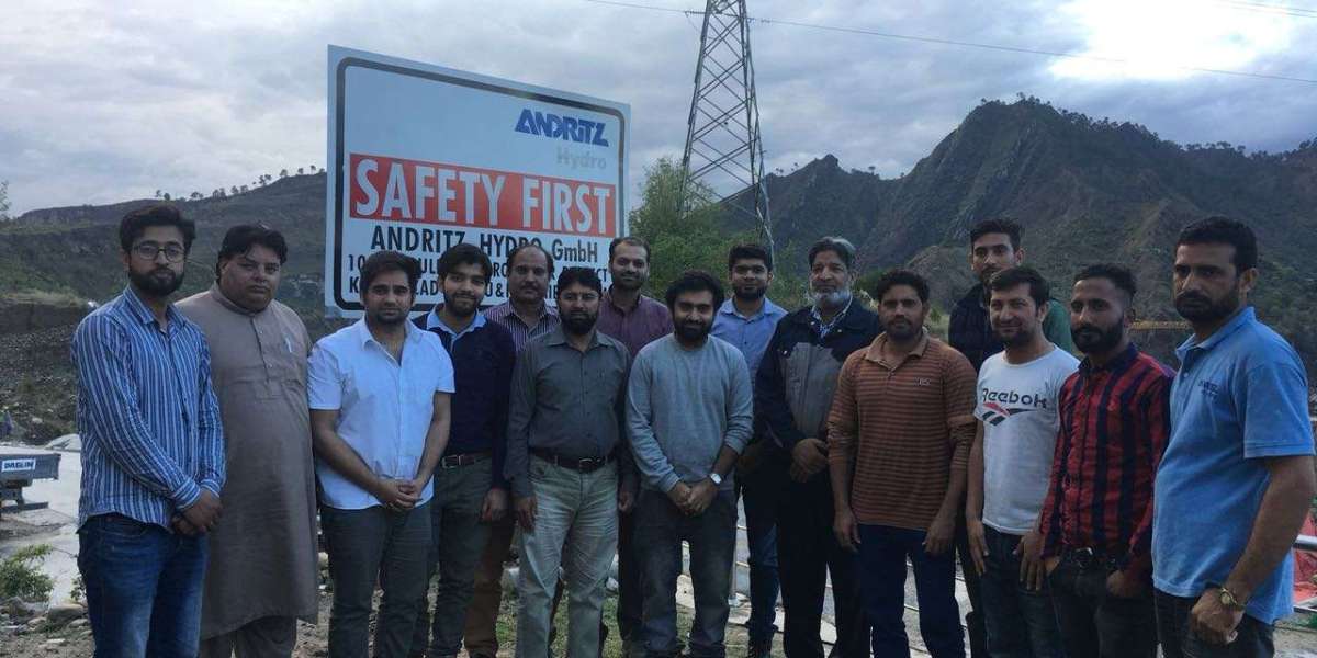 NEBOSH Course Fees in Pakistan | IEHSAS Guide