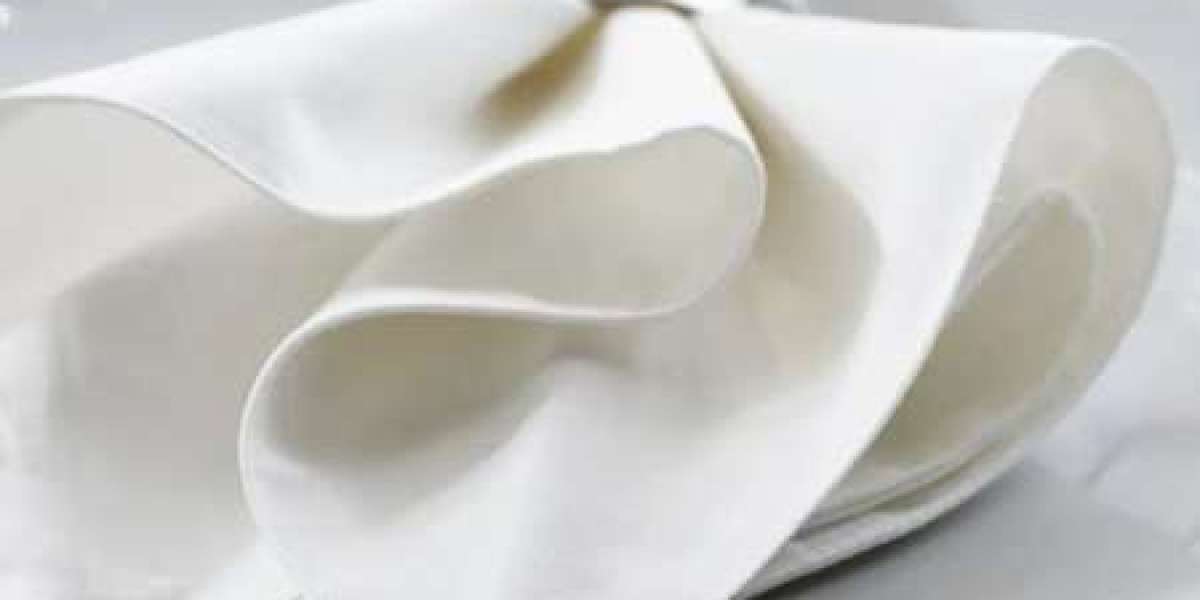 The Timeless Charm of White Napkins: A Touch of Elegance for Every Occasion
