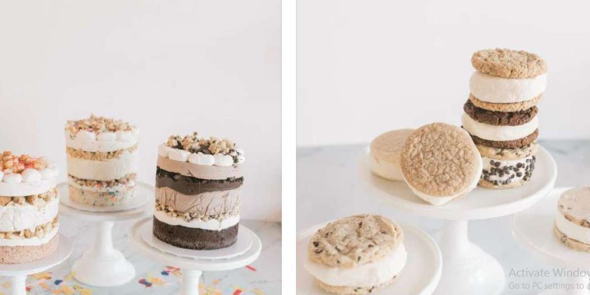 Custom cakes phoenix