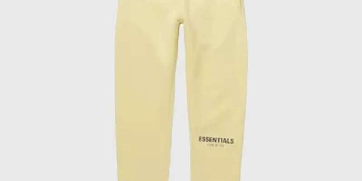 The Modern Comfort of Essentials Sweatpants