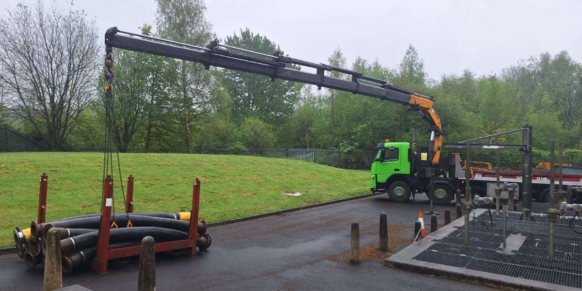 Affordable Crane Hire Services in Blackpool for All Project Sizes