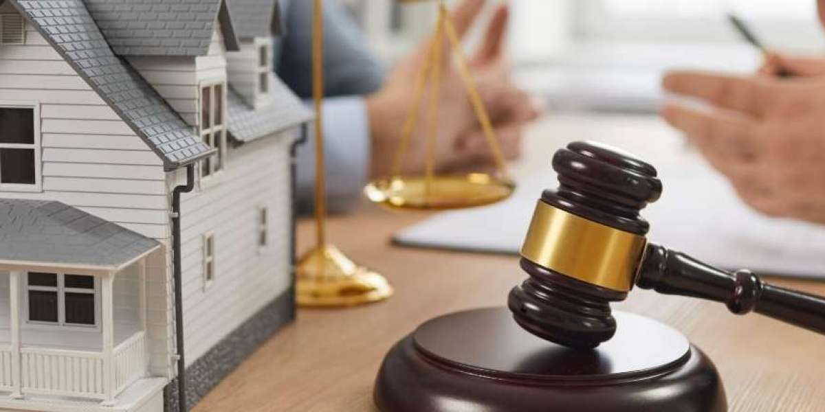 Why Sellers Need a Conveyancing Law Firm in Singapore Before Closing a Deal
