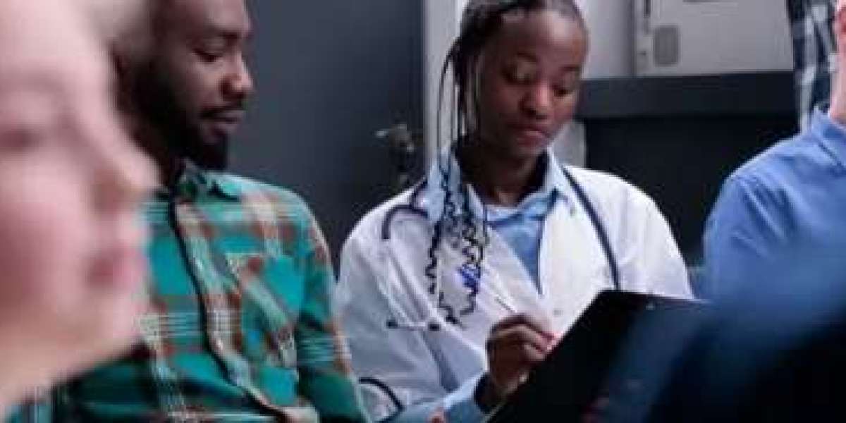 NP-C Meaning and FNP-BC vs FNP-C: Understanding Nurse Practitioner Certifications