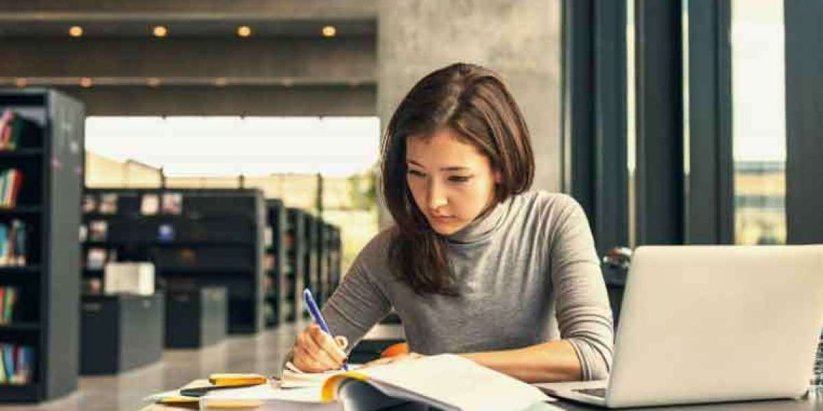 Why Students Choose Professional Chemistry Assignment Help for Success