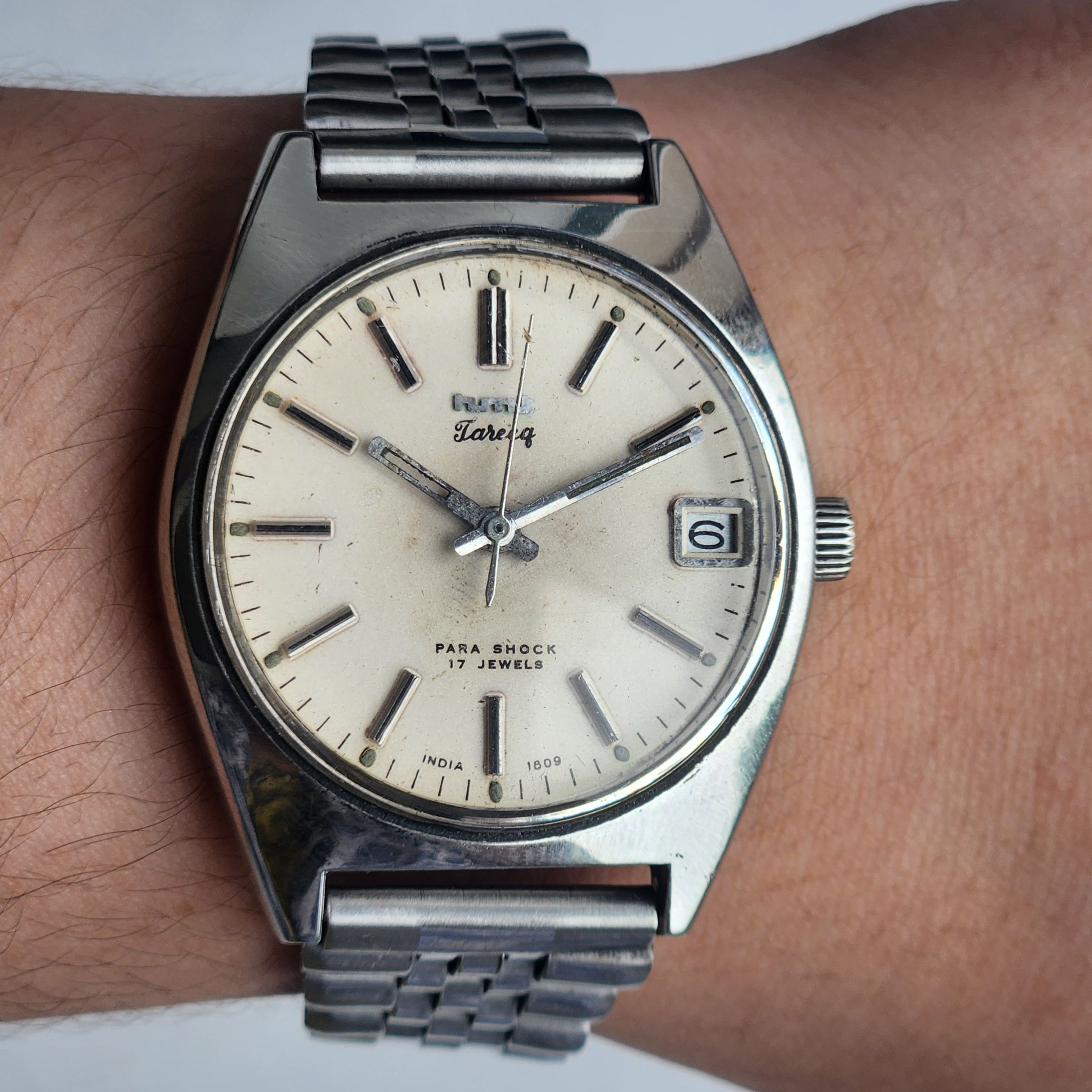 HMT Tareeq Watch: A Heritage of Craftsmanship and Character - Post by Vintagewatcholic
