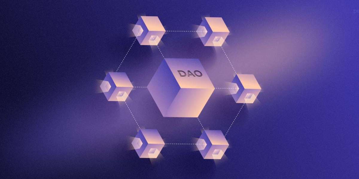 The Future of DAO-Integrated DApps: Smart Governance in Action