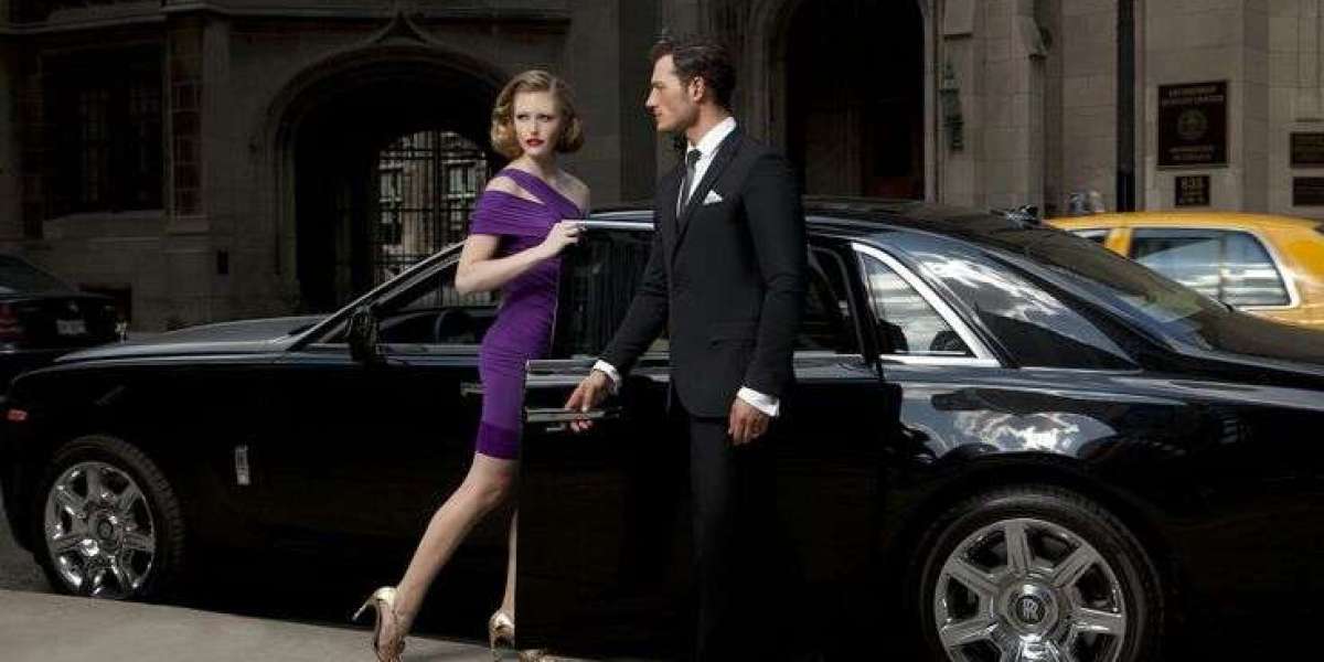 taxi from Heathrow Airport to Manchester