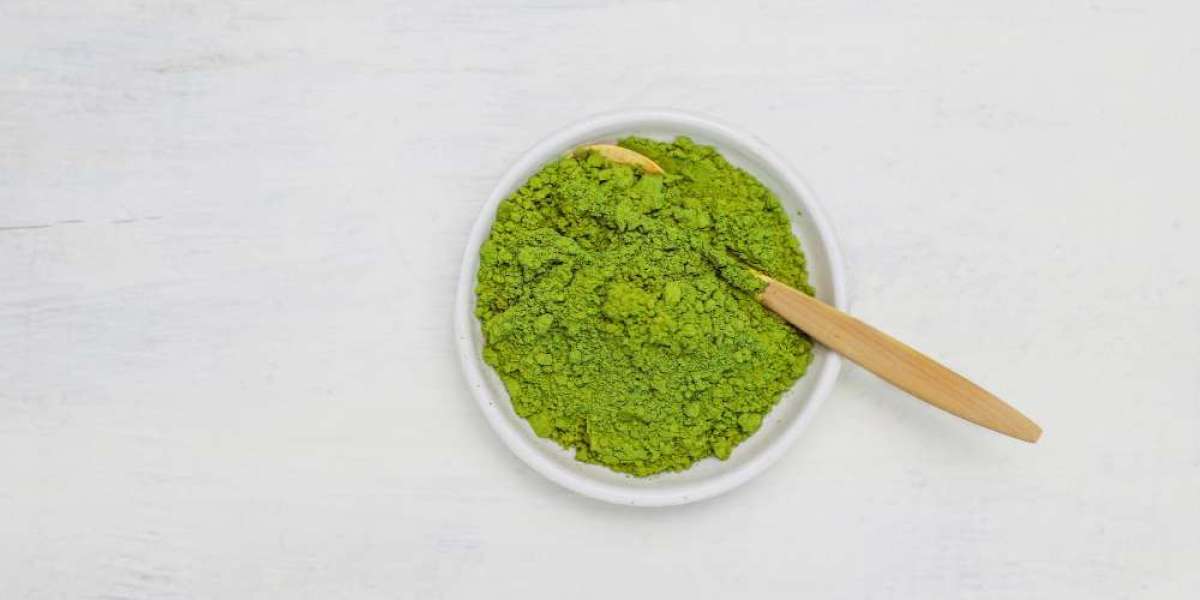 The Power of Nature — Discover the Benefits of Cold-Pressed Moringa Oil