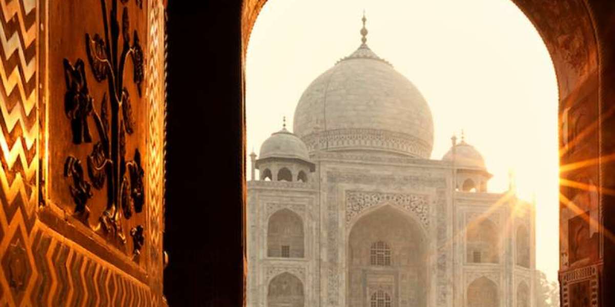 Discover the Essence of Elegance with Luxury Tours India – Bespoke India Holidays