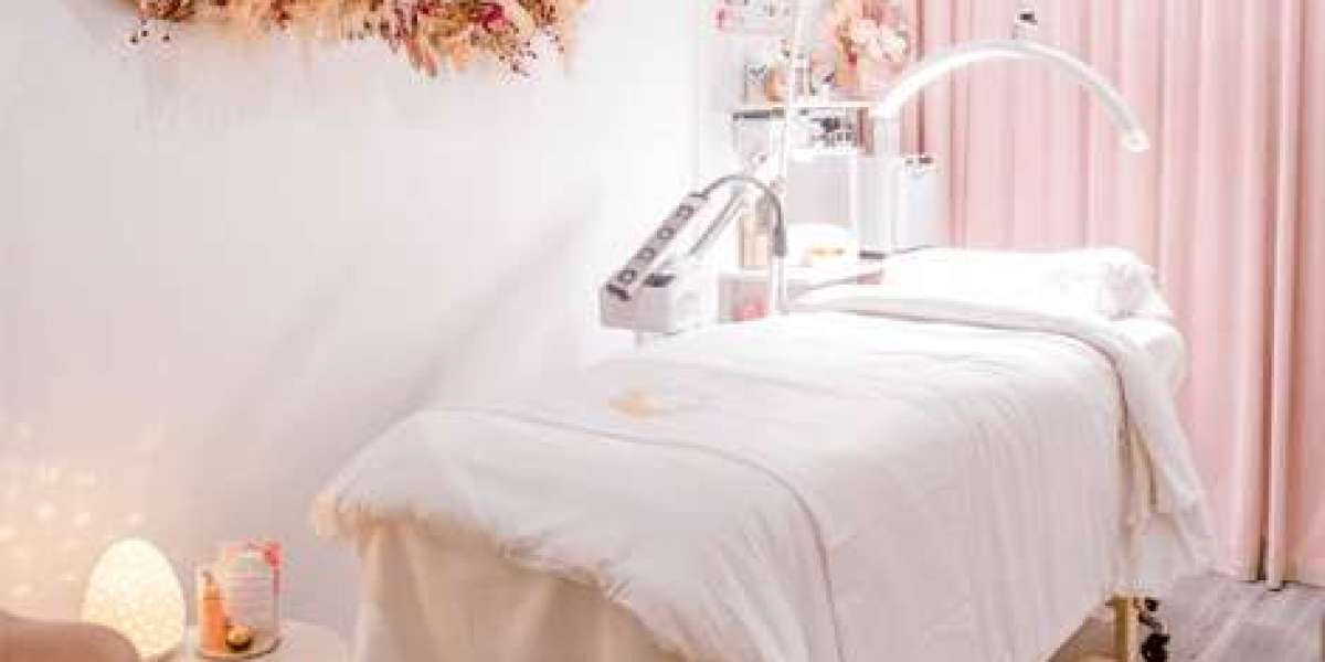 Gold Coast Eyebrows: Perfectly Shaped Brows for Every Face